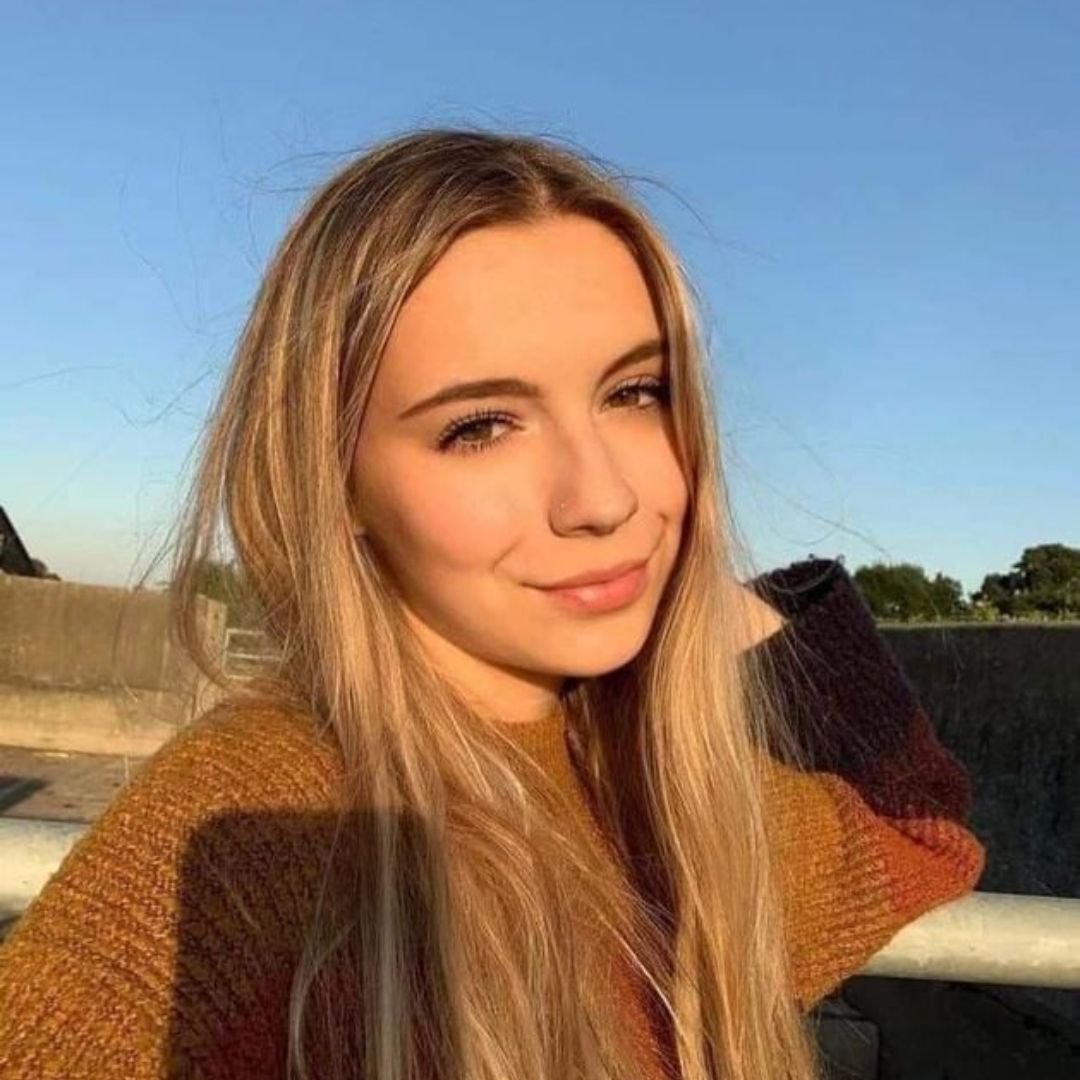 <em><strong>Amanda R.</strong></em>